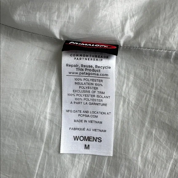 Patagonia White Nano Puff Jacket – Size M - Picture 10 of 10